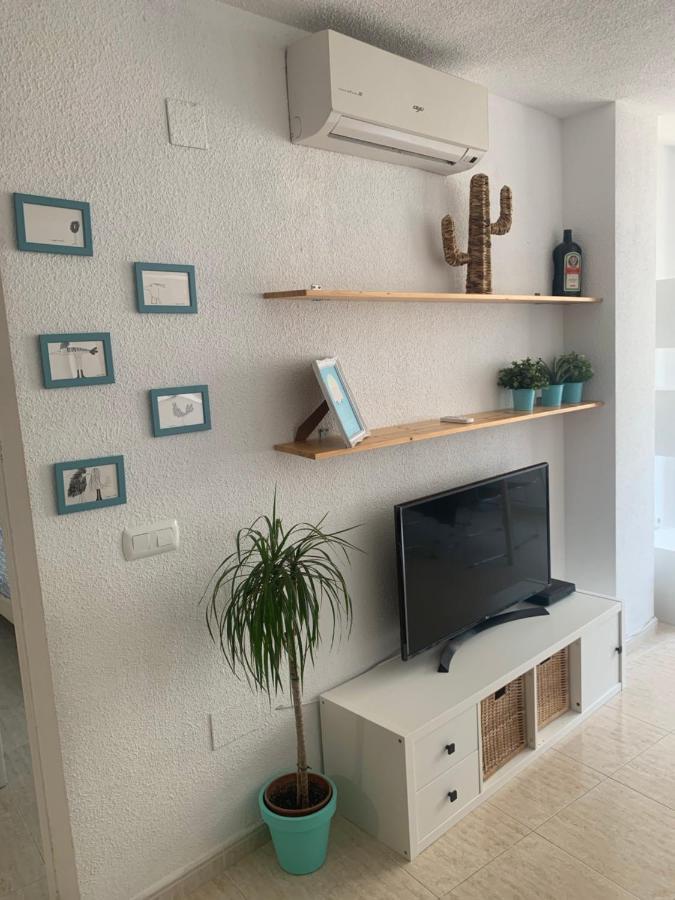 Appartamento Apartamento Ático a 50 metros de la playa Will Rincón de la Victoria Esterno foto