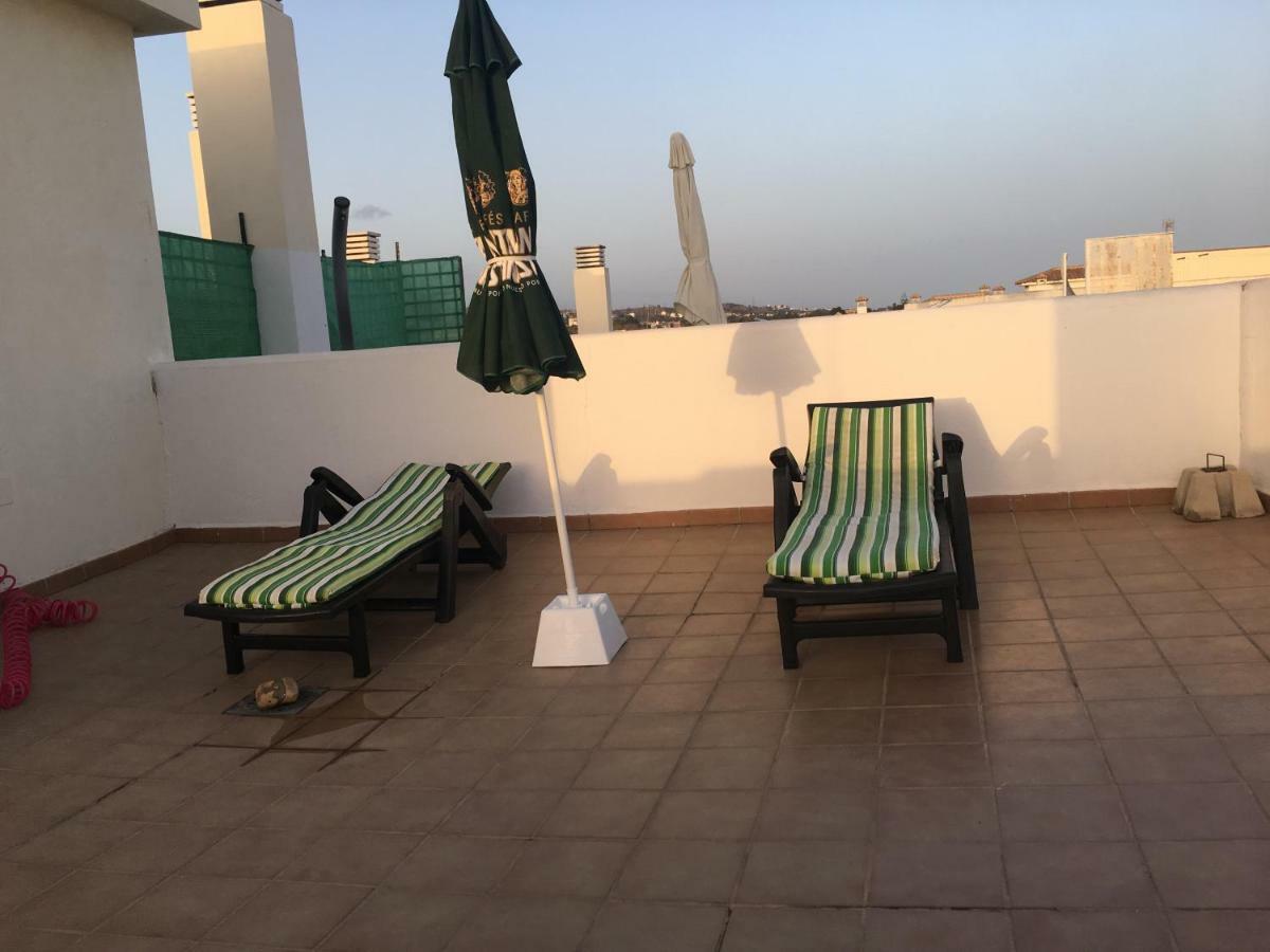 Appartamento Apartamento Ático a 50 metros de la playa Will Rincón de la Victoria Esterno foto