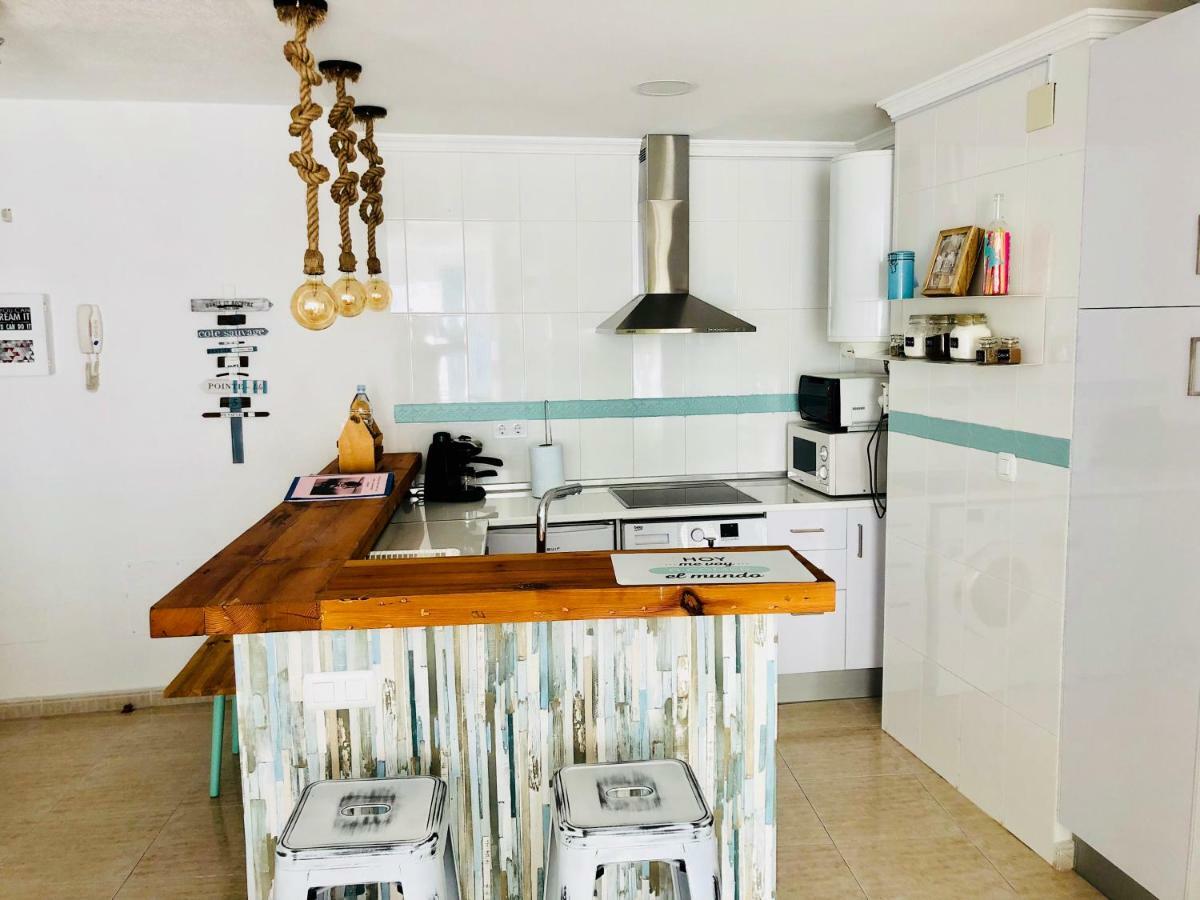 Appartamento Apartamento Ático a 50 metros de la playa Will Rincón de la Victoria Esterno foto