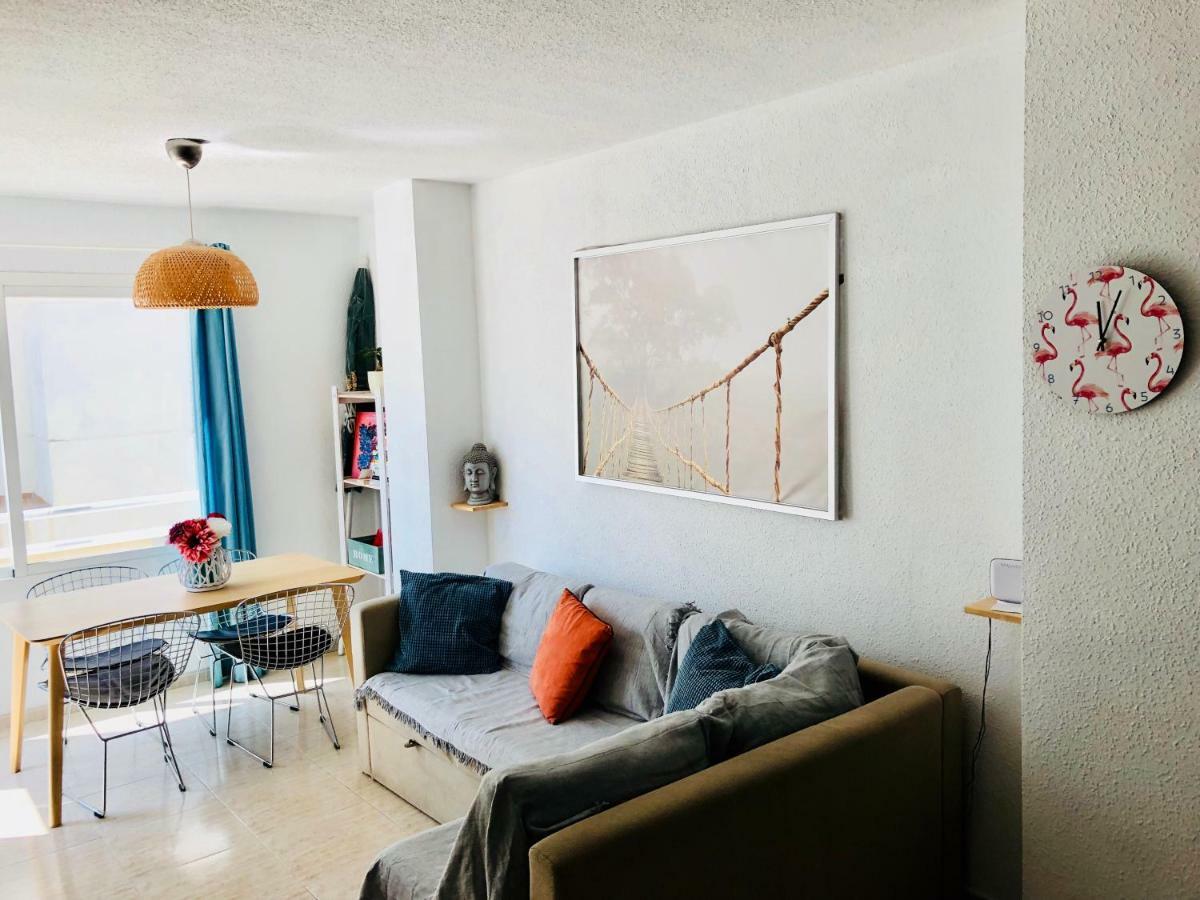 Appartamento Apartamento Ático a 50 metros de la playa Will Rincón de la Victoria Esterno foto