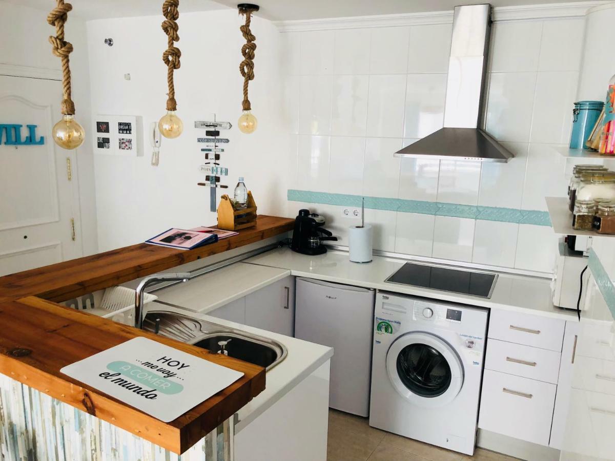 Appartamento Apartamento Ático a 50 metros de la playa Will Rincón de la Victoria Esterno foto